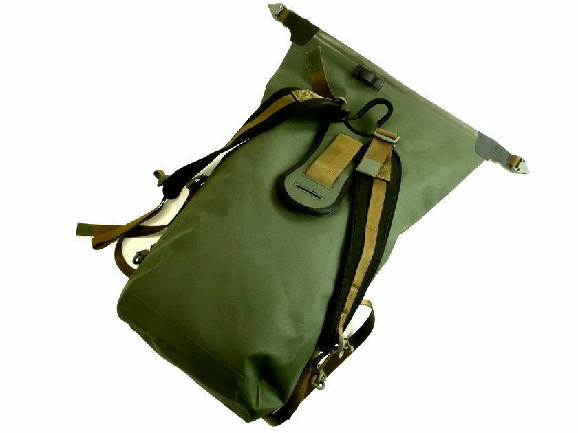 Import duty included for US buyers F/CE. Waterproof Seamless Rolltop Backpack O