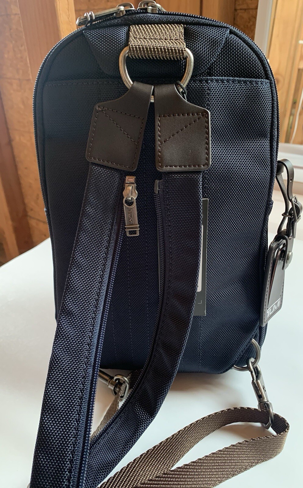 Tumi Alpha Bravo Woodland Sling/Backpack. Style NWOT $345 NAVY