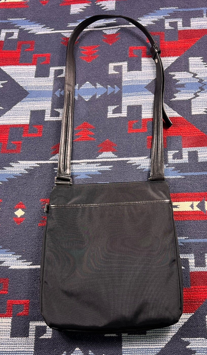 TUMI Alpha Ballistic Nylon Small Flap Crossbody Shoulder Messenger Bag Carry On