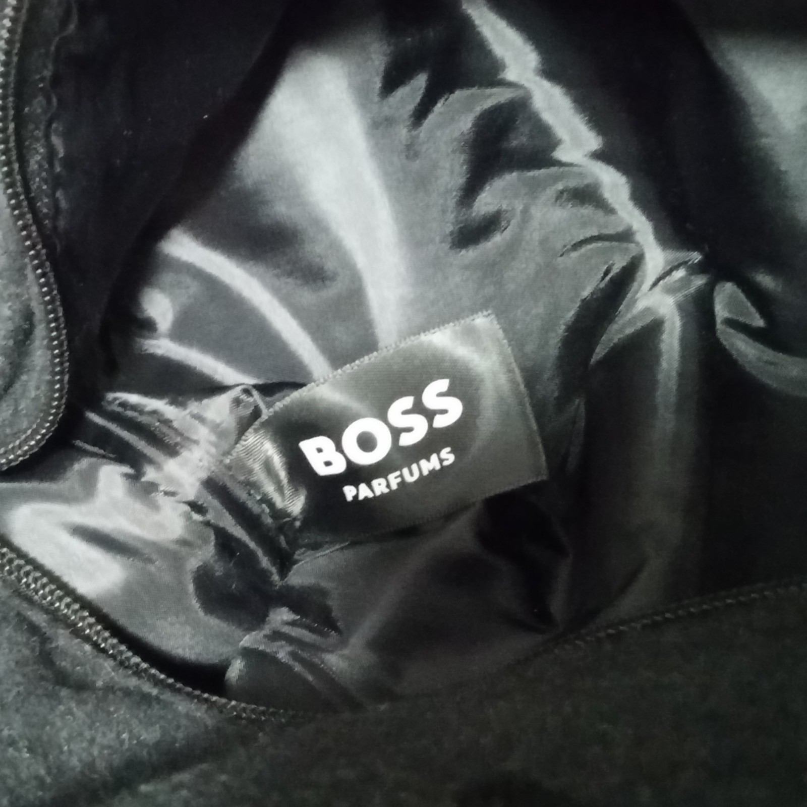 Mens Unisex HUGO BOSS PARFUMS Gray Black Wool Blend Weekender Travel Duffel Bag