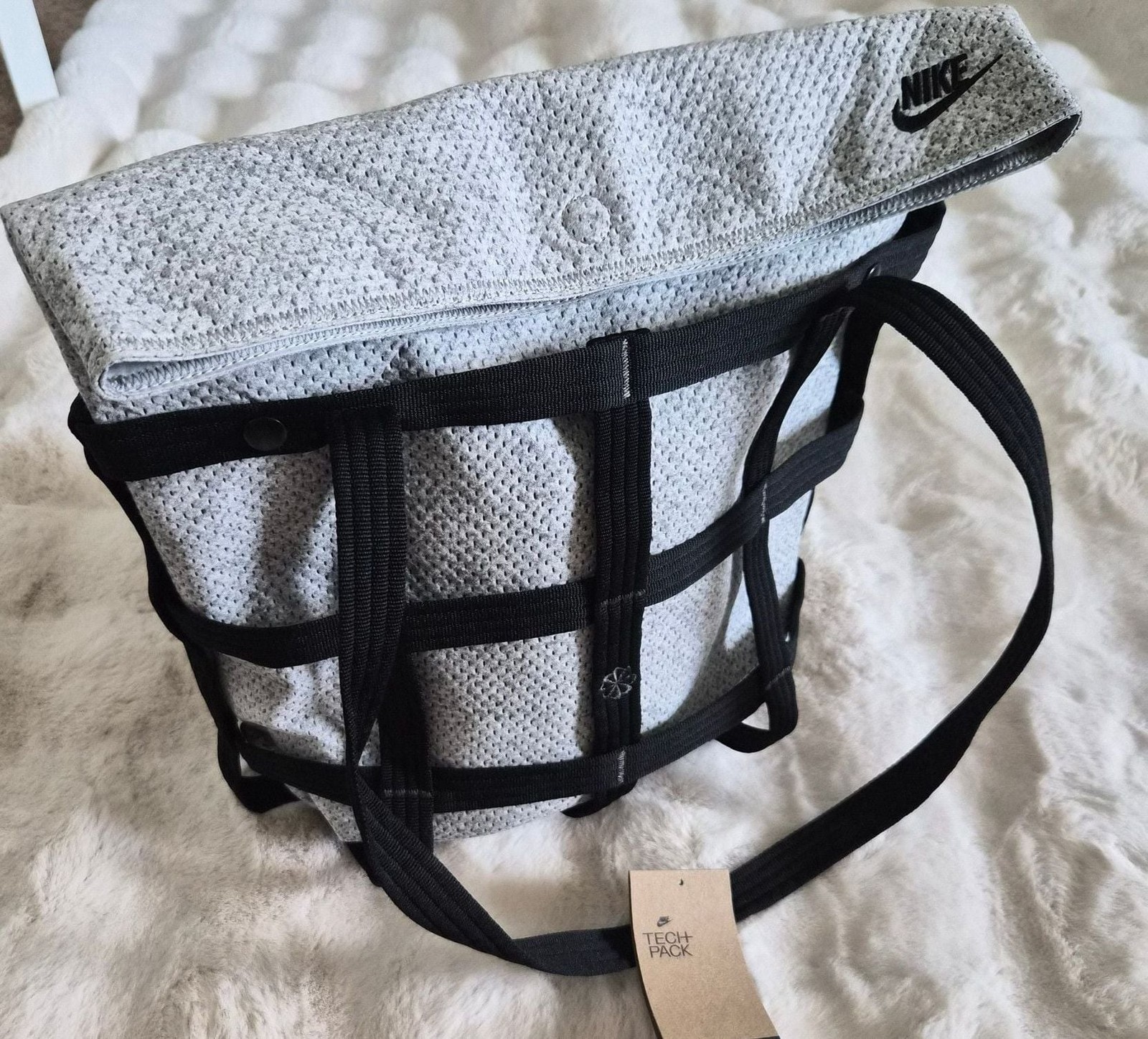 Nike Sportswear Forward Cargo Tote (12L) Iron Grey
