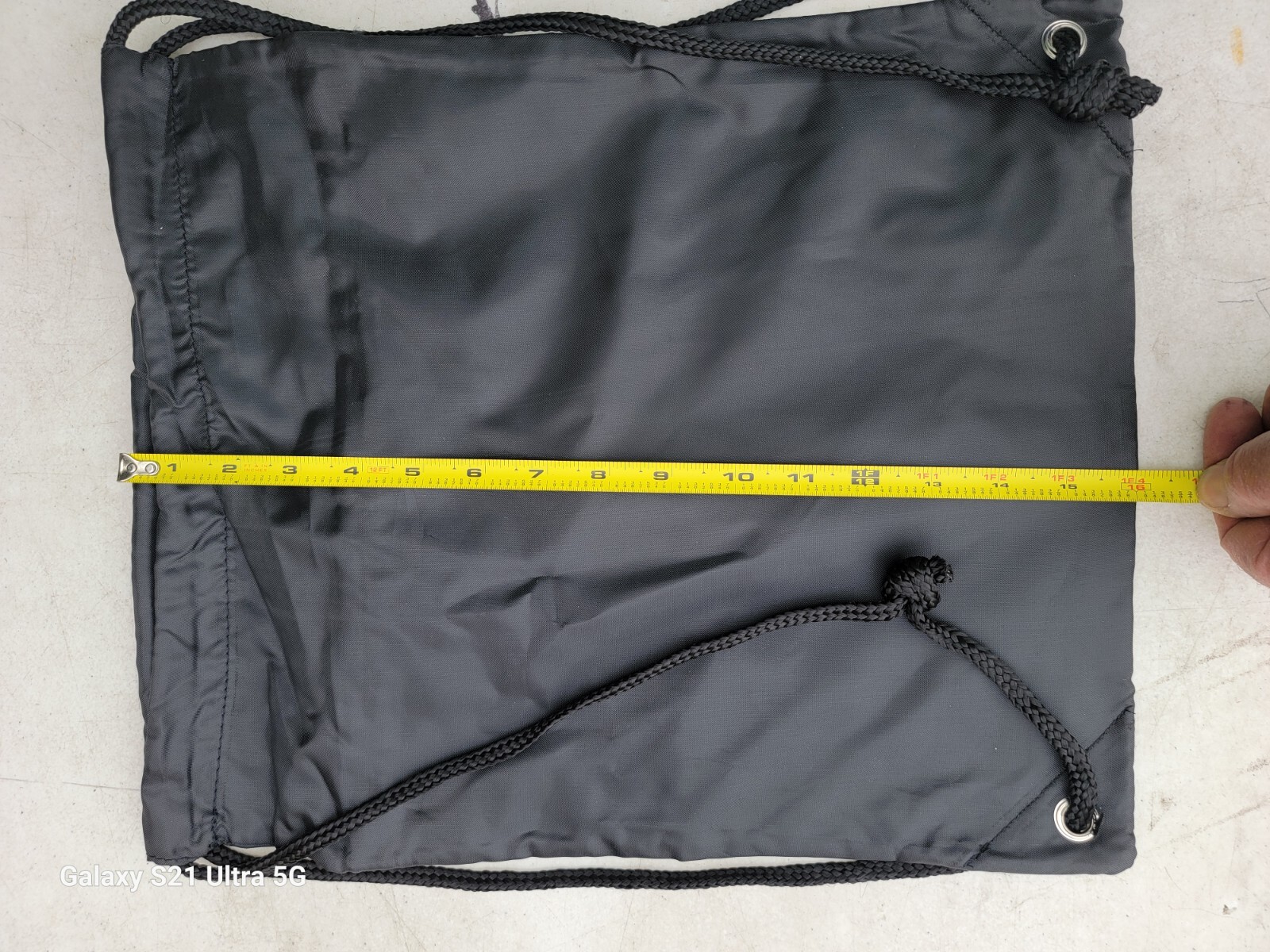 ASICS Runs Deep Cinch Sack Backpacks Glow In The Dark Light Weight Black
