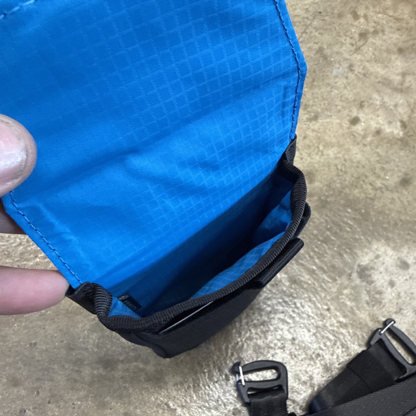 ALPAKA Modular Sling V1 Black Water Resistant Phone Pouch Bag Strap