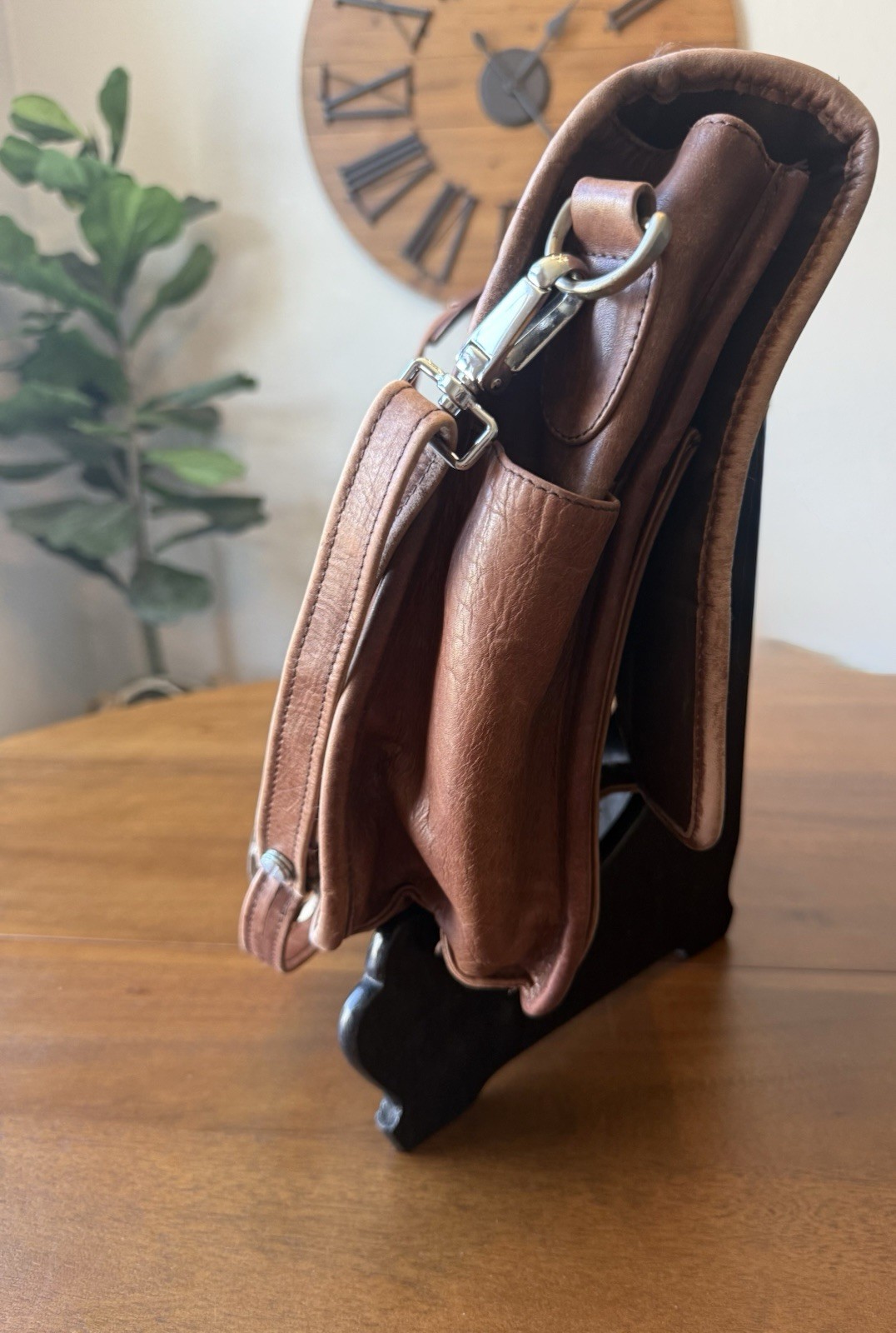 Briefcase Brown Leather Toggle Clasps Shoulder Strap & Top Handle Vintage 1990s