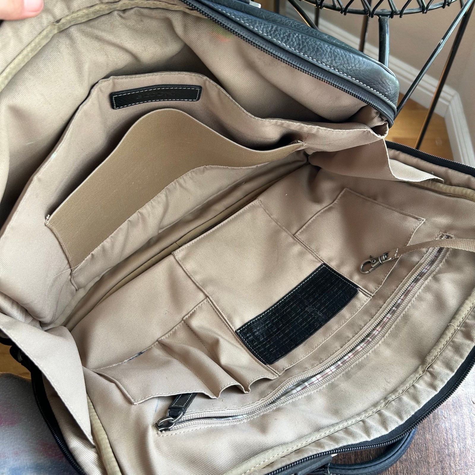 Boconi Tyler Tumbled Zipster Black Leather Messenger Bag Briefcase