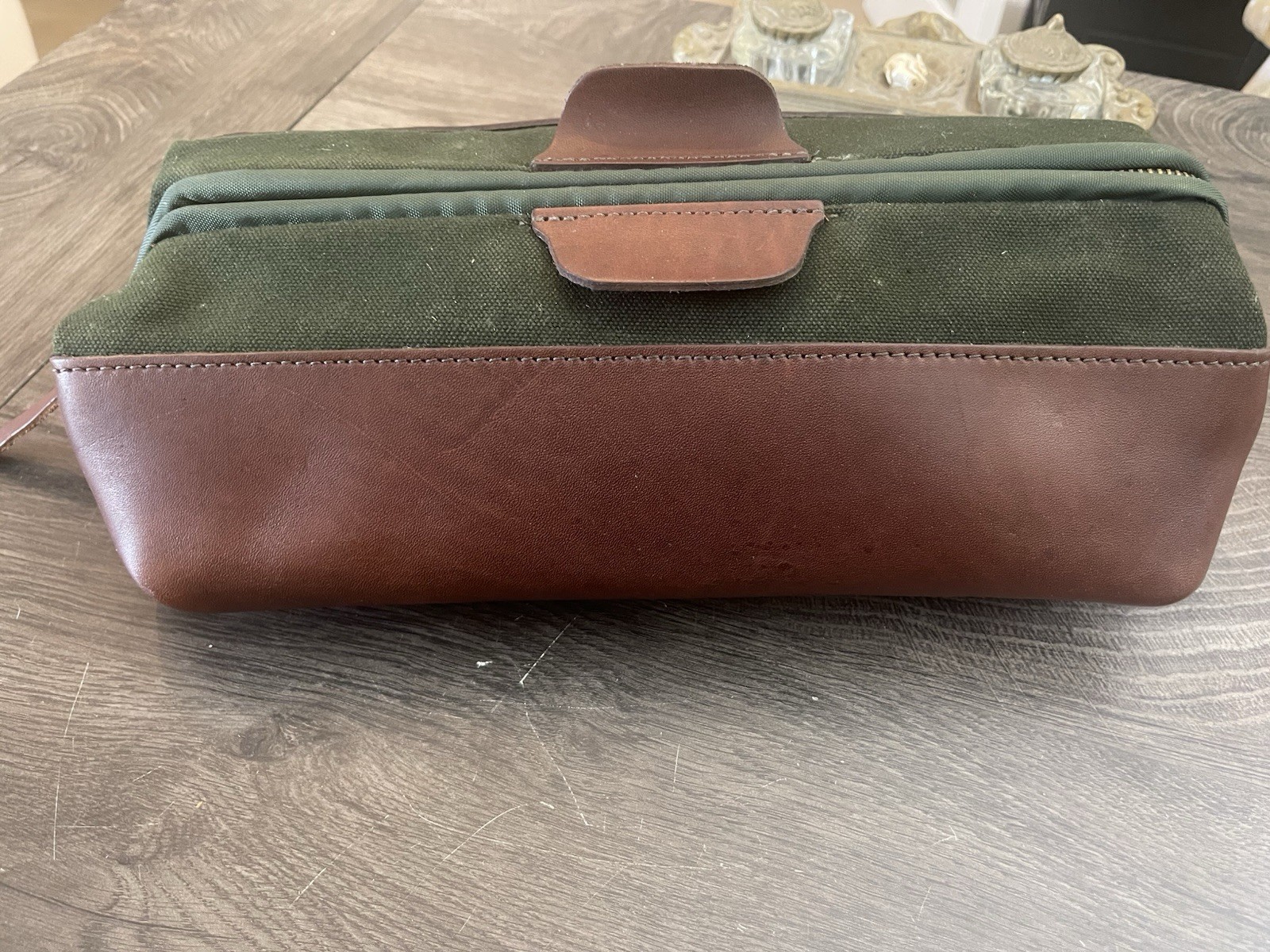 Orvis Battenkill Green Canvas Brown Leather Hinged Toiletry Bag