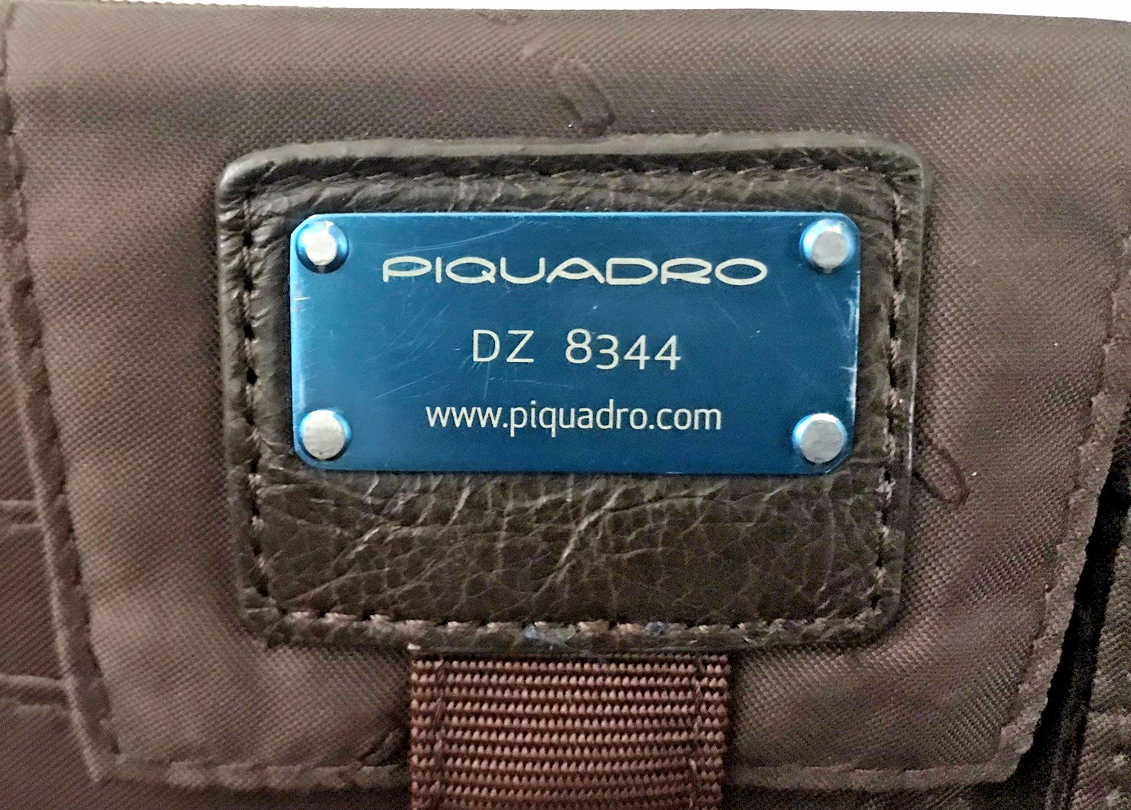 Piquadro Laptop Messenger Bag Brown Leather Fabric DZ8344 Expandable 16x12x5