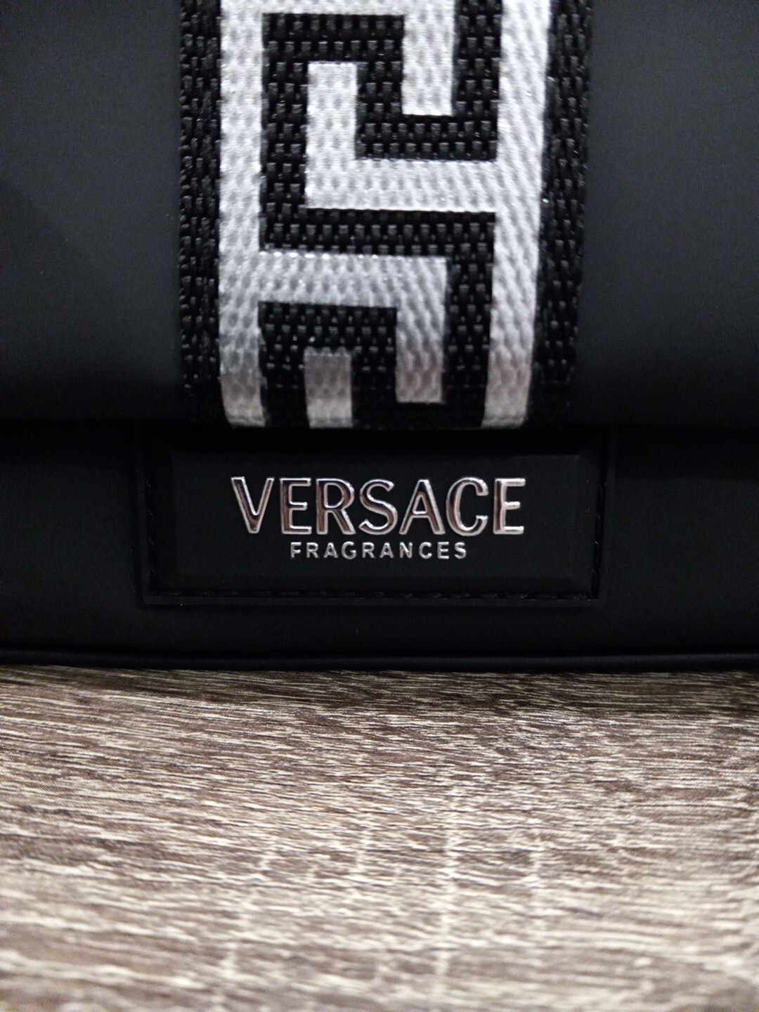 VERSACE FRAGRANCE BLACK INSTITUTIONAL CASE TRAVEL BAG MENS POUCH 8″ X 6″ X 2.5″