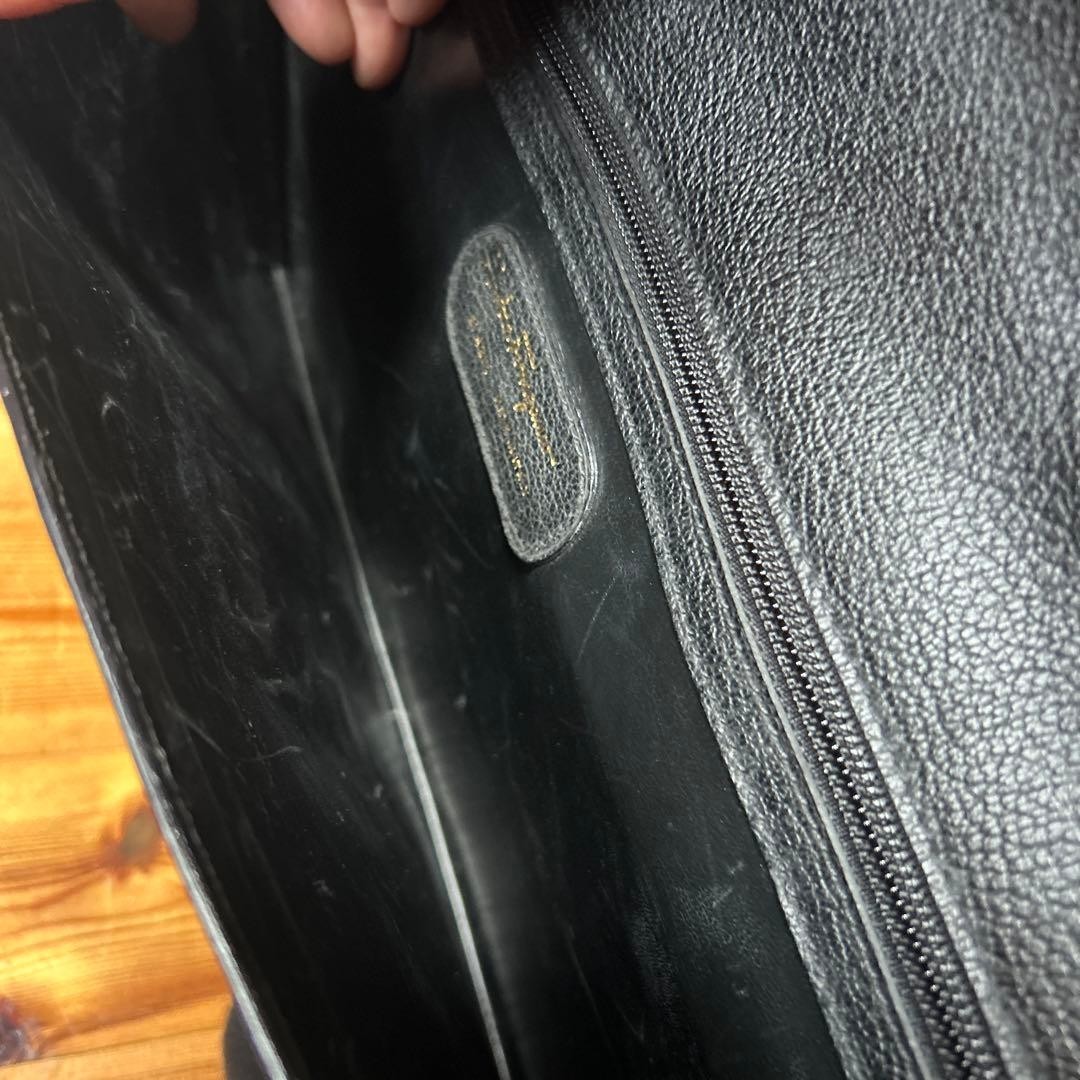 Salvatore Ferragamo Leather Briefcase Business Bag Black A4 Capacity