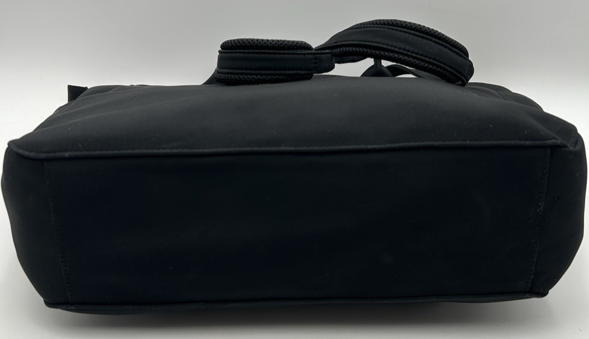 L.L. Bean Large Black Computer Shoulder Tote Bag Multiple Pockets Professional