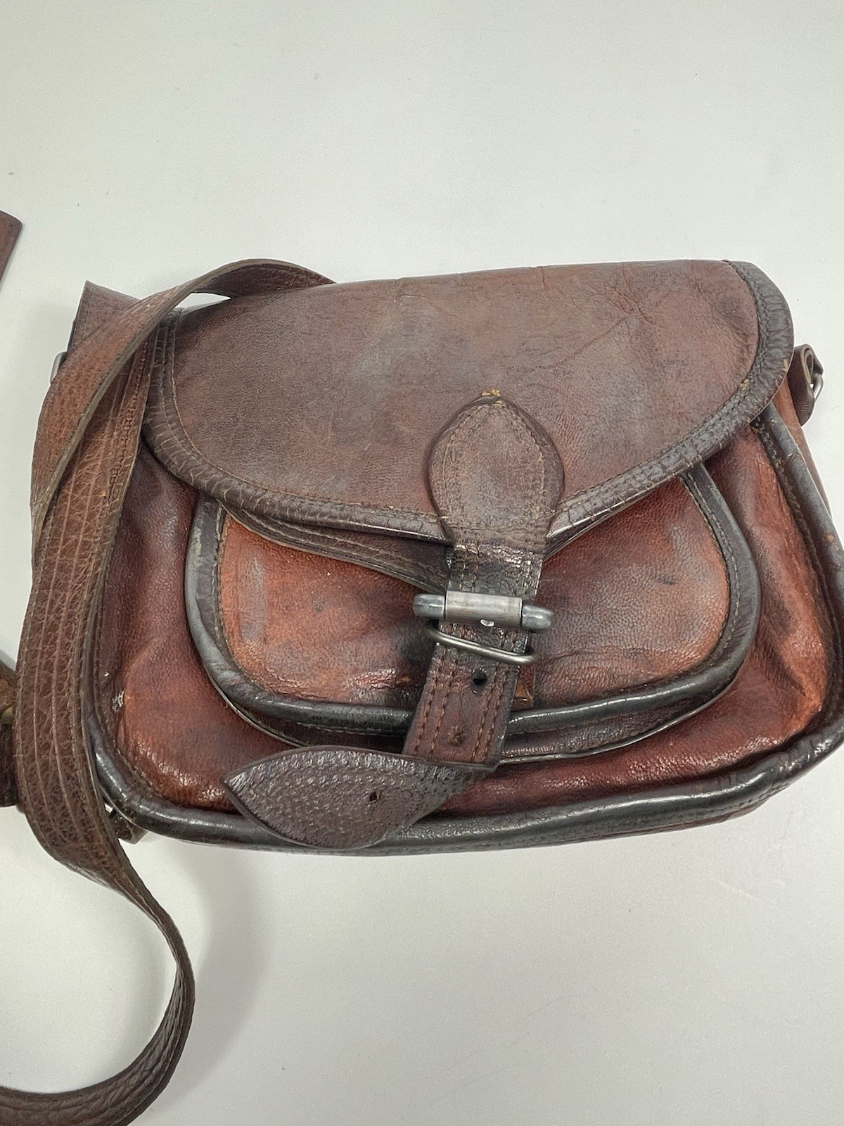 Vintage Leather Messenger Bag TTK Shoulder Strap Brown Zipper & Button Closure