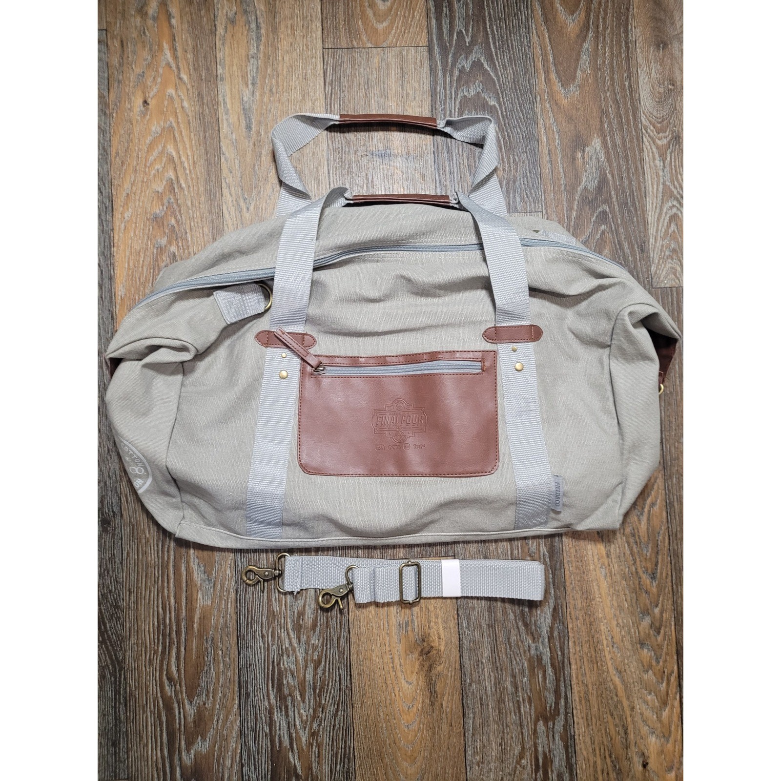 Field & Co. 2018 Final Four San Antonio Grey Canvas Duffel Bag Weekender Mens