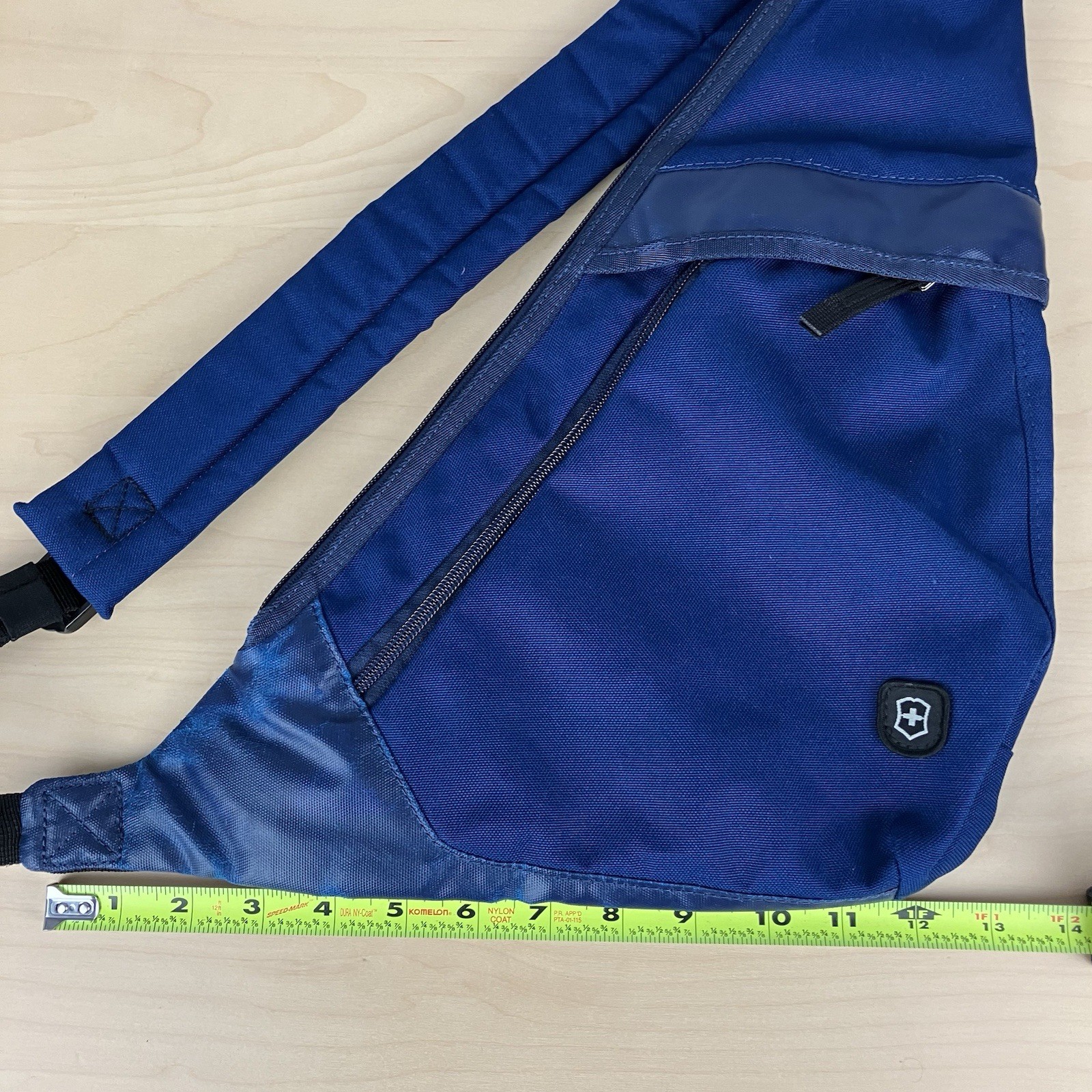 Victorinox Swiss Army Sling Backpack One Strap Shoulder Bag Blue & Black