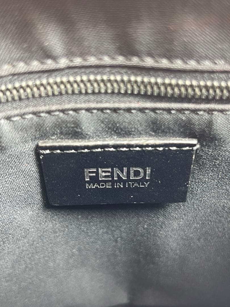 Fendi Leather Messenger Bag Men Black FF Motif Zucchino Strap 24×18.5×1 cm