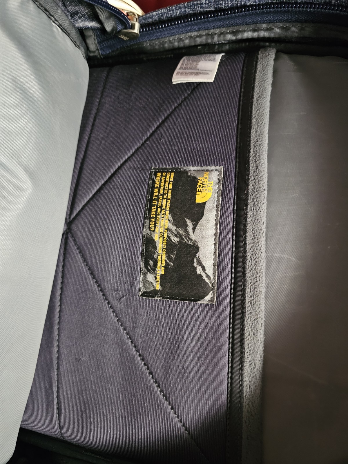 THE NORTH FACE Unisex Borealis Commuter Laptop Backpack Navy/Pink 28 Liter RARE