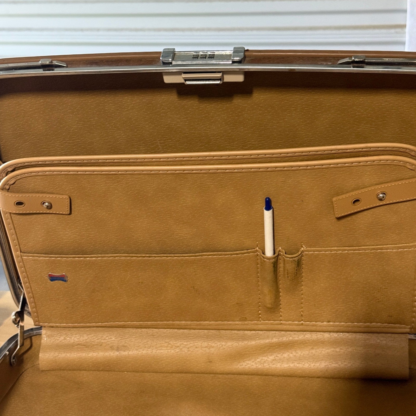 Vintage 60s American Tourister Brown Attache Briefcase Hard Case MCM Mad Men