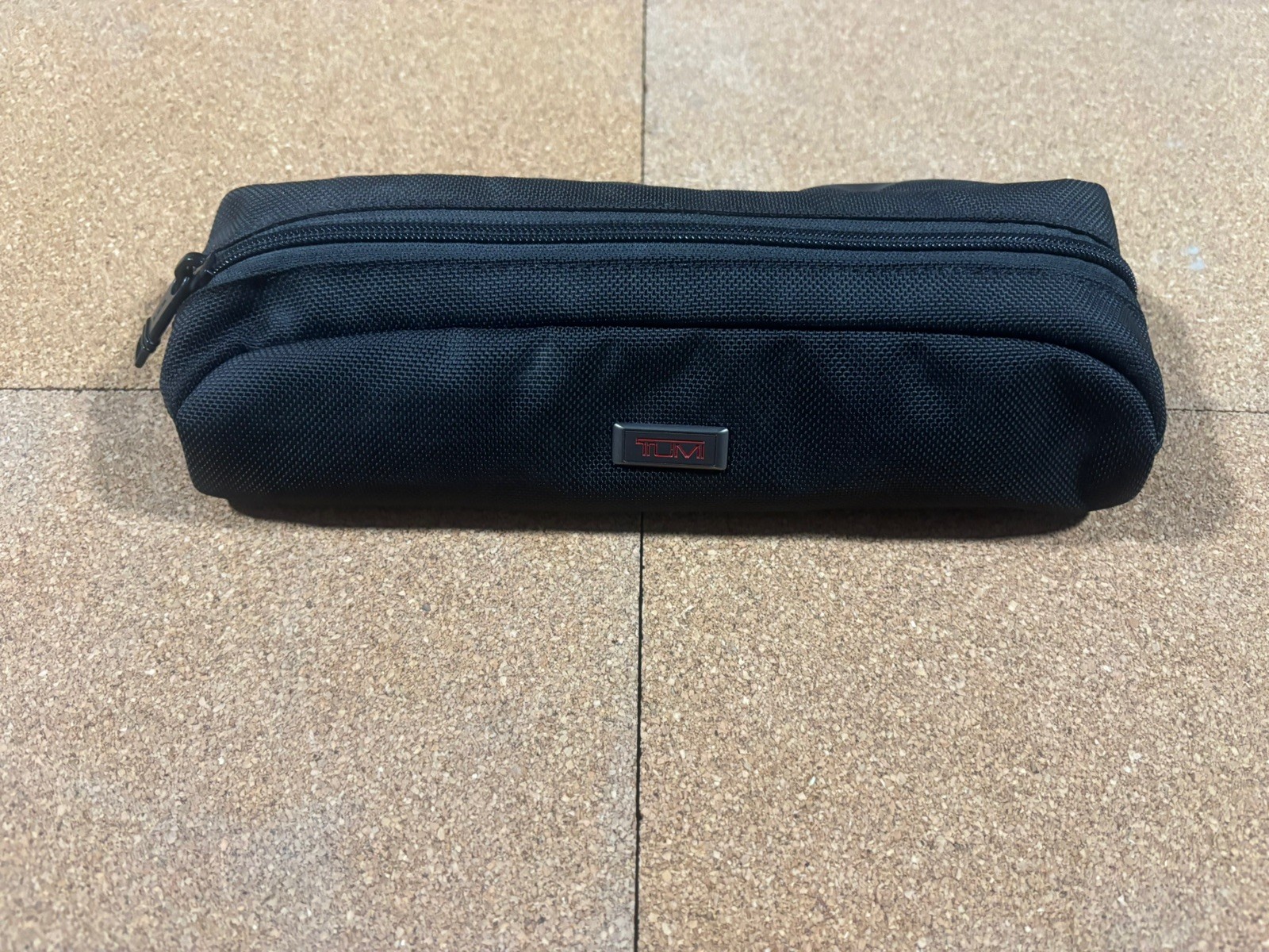 TUMI Alpha Electronic Cord Pouch – Black FXT Ballistic Nylon