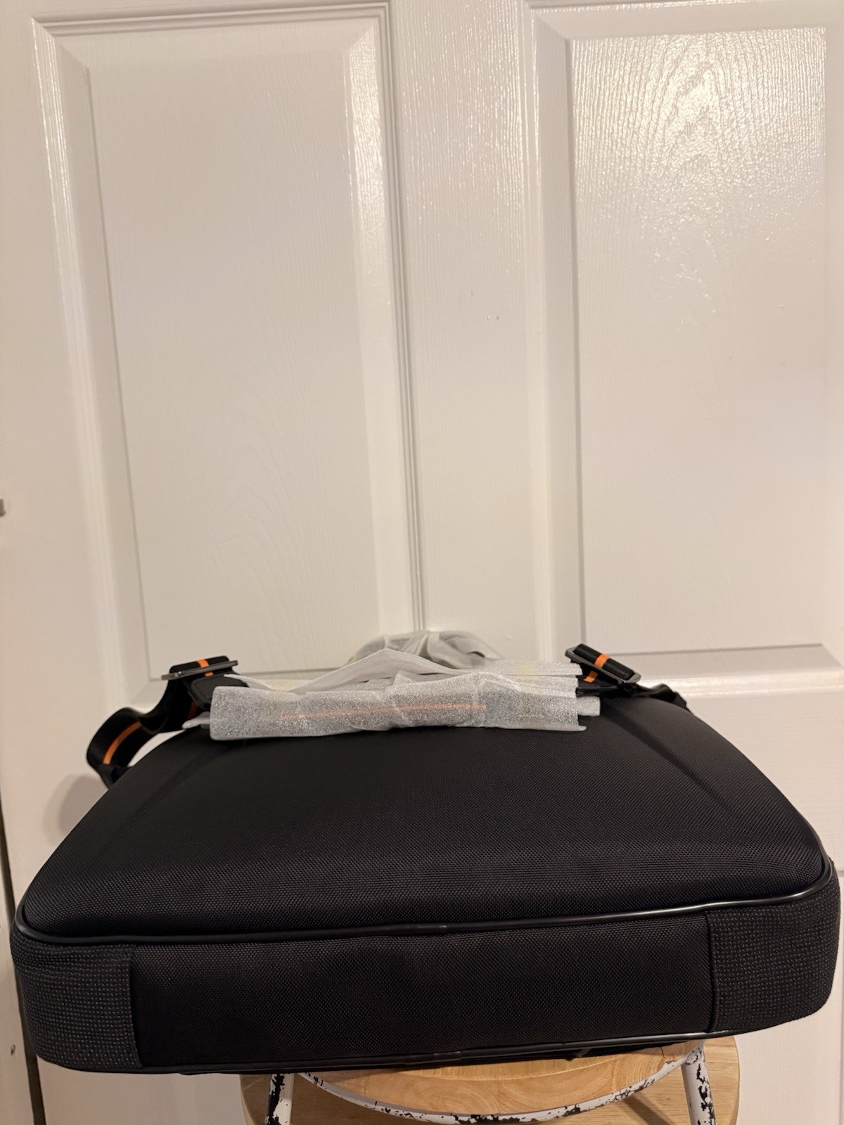 NEW TUMI McLaren Axle Slim Brief 144554-1041 Laptop Bag 14” NWT MSRP $800