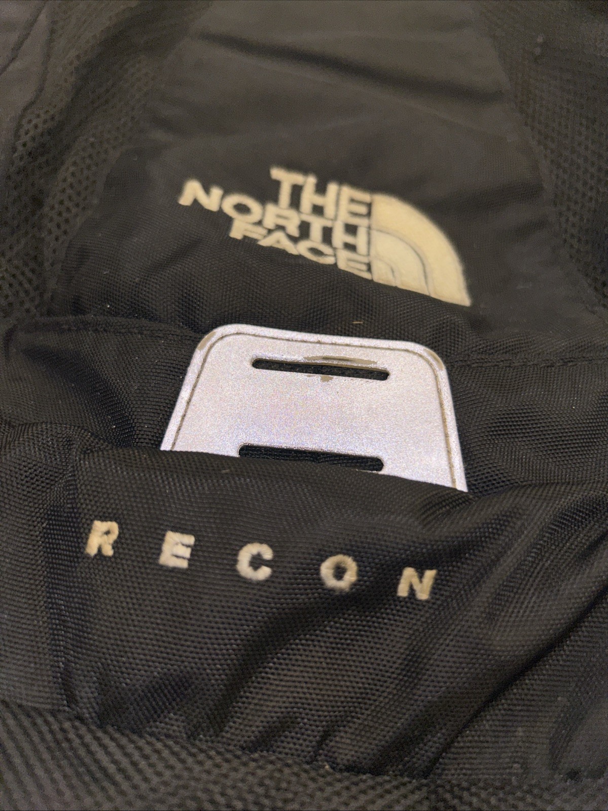 THE NORTH FACE Recon Everyday Laptop Backpack, TNF Black-NPF – USED