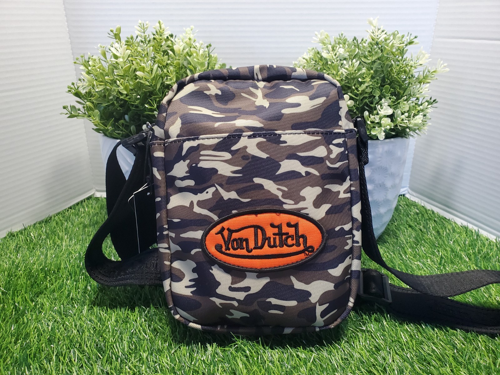 Von Dutch Camouflage/Camo Unisex Crossbody Bag with Logo Patch ⚫🟤 New