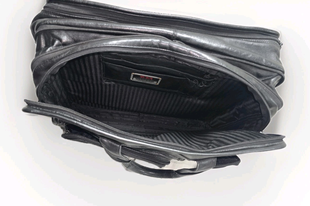TUMI Alpha Black Leather Expandable Briefcase Laptop Bag Strap