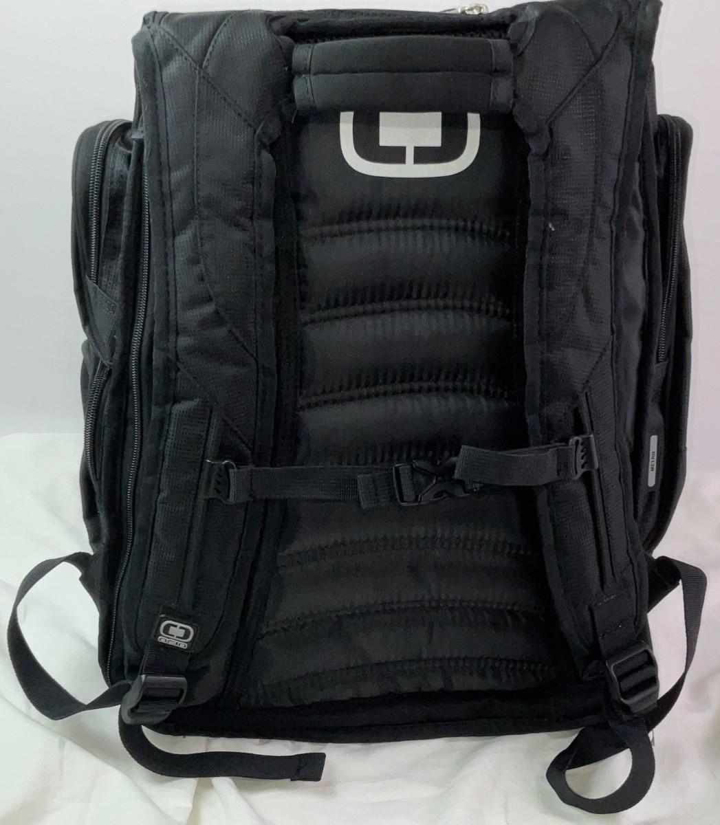 Ogio Metro Backpack Audio & Mouse Pocket Laptop Sleeve School Travel Brand New