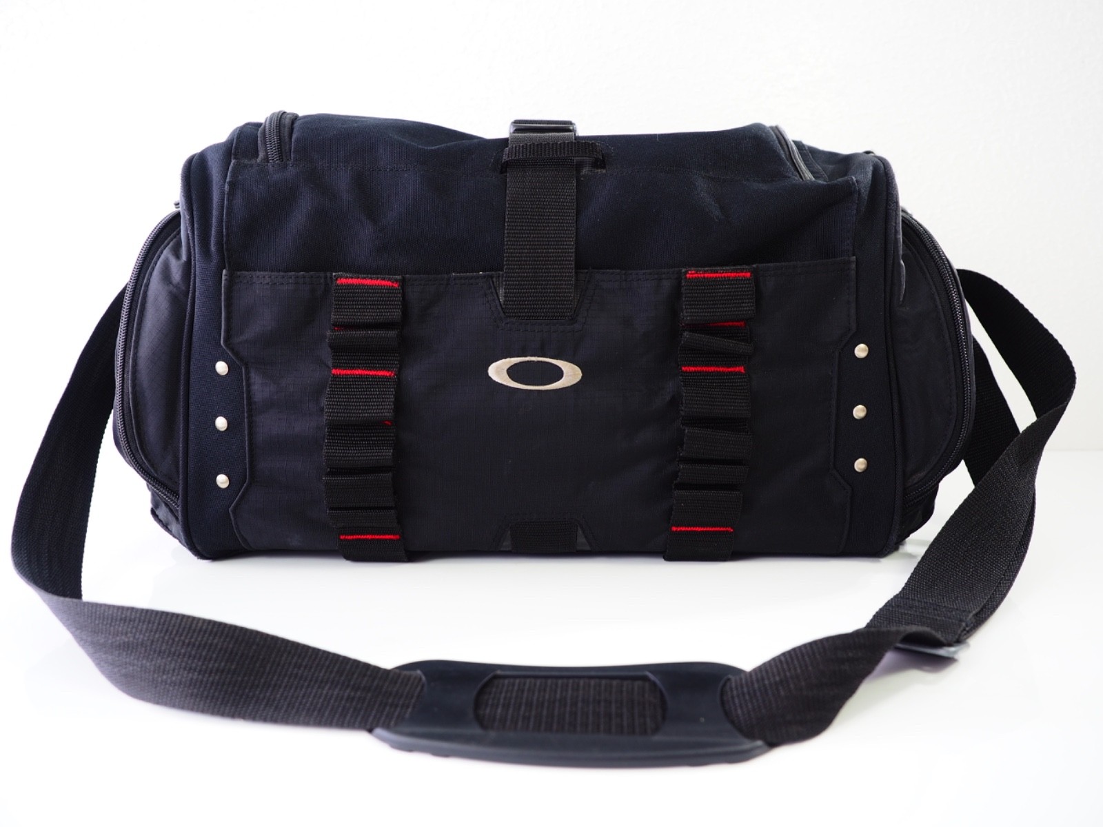 Oakley Heavy Duty Duffel 2.0 Holdall Sports Duffle Gym Bag Black