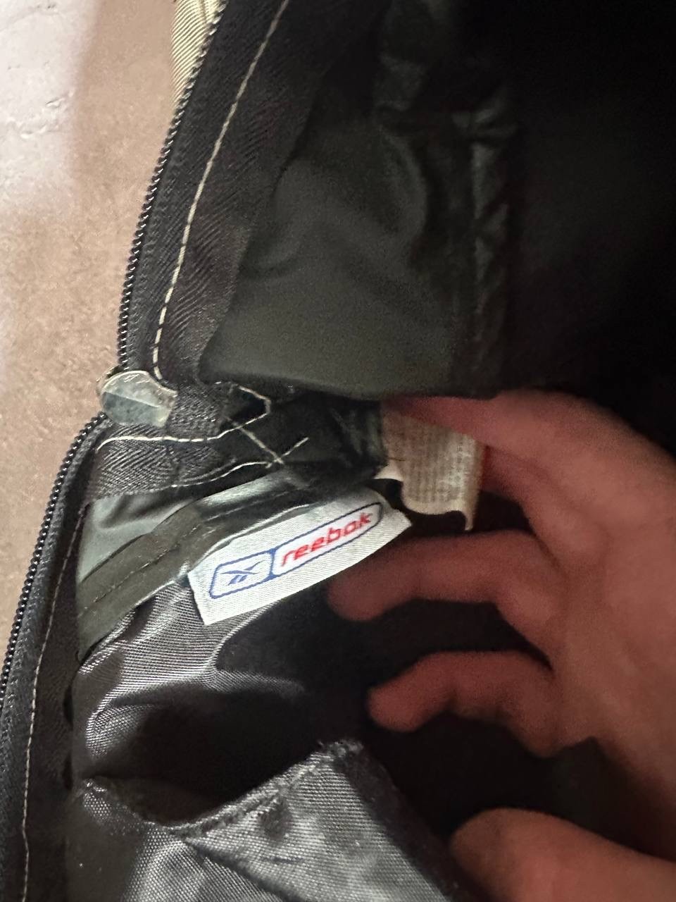 Reebok Crossbody Y2K Vintage Sling Bag Gorpcore Small Logo Beige