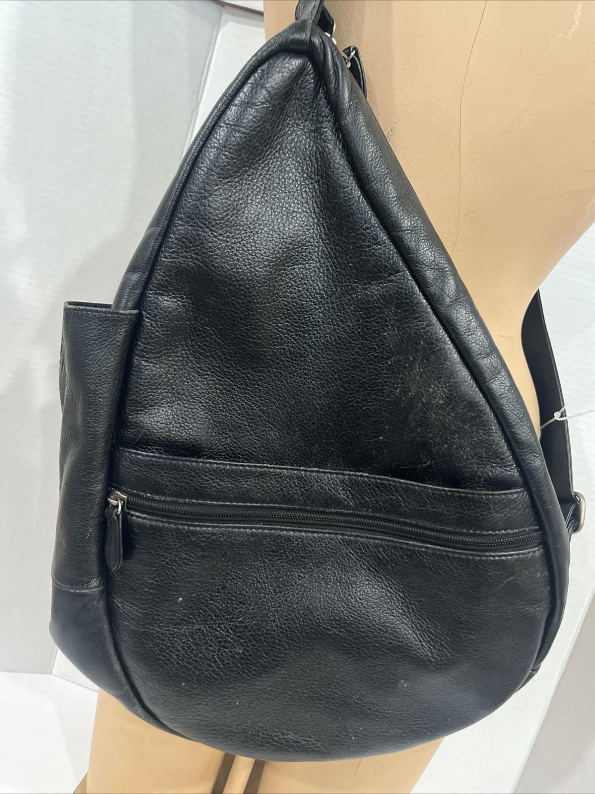 Ameribag 19” Healthy Back Bag Leather Medium Crossbody Bag