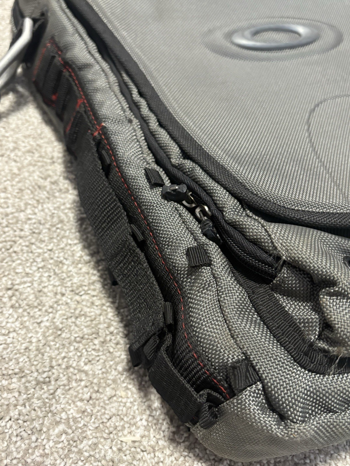 Oakley Tactical Field Gear Vertical Messenger Day Pack Laptop Bag Vtg *Read*