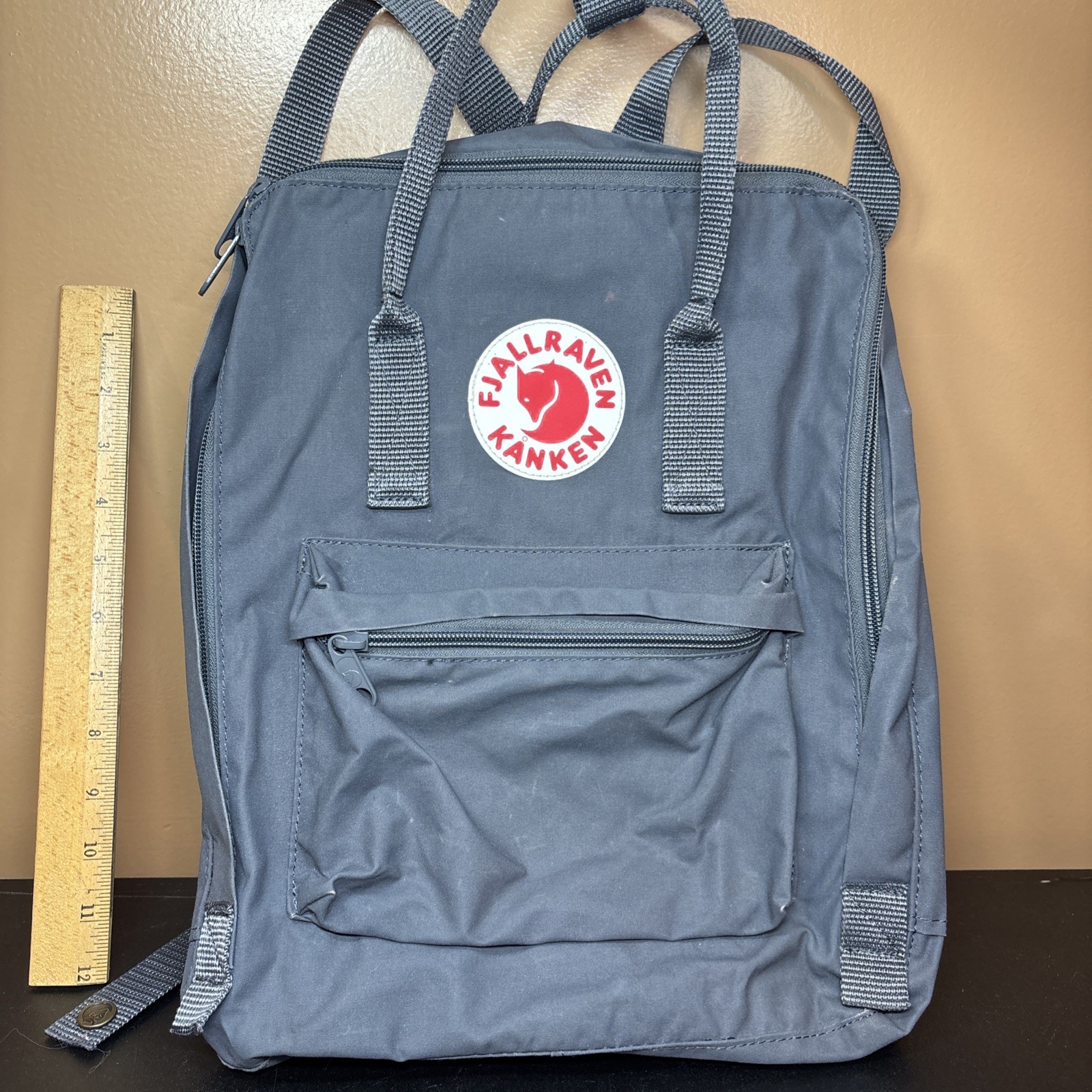 Fjallraven Kanken Classic Kanken Backpack Grey Blue 23510 One Size, *small Spot*