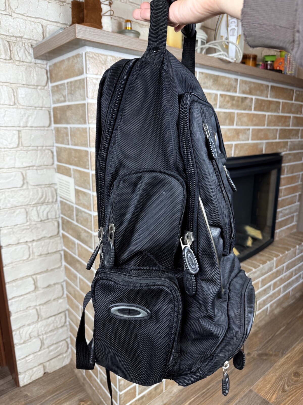 Oakley Software Vintge Black Multipocket Backpack Bag