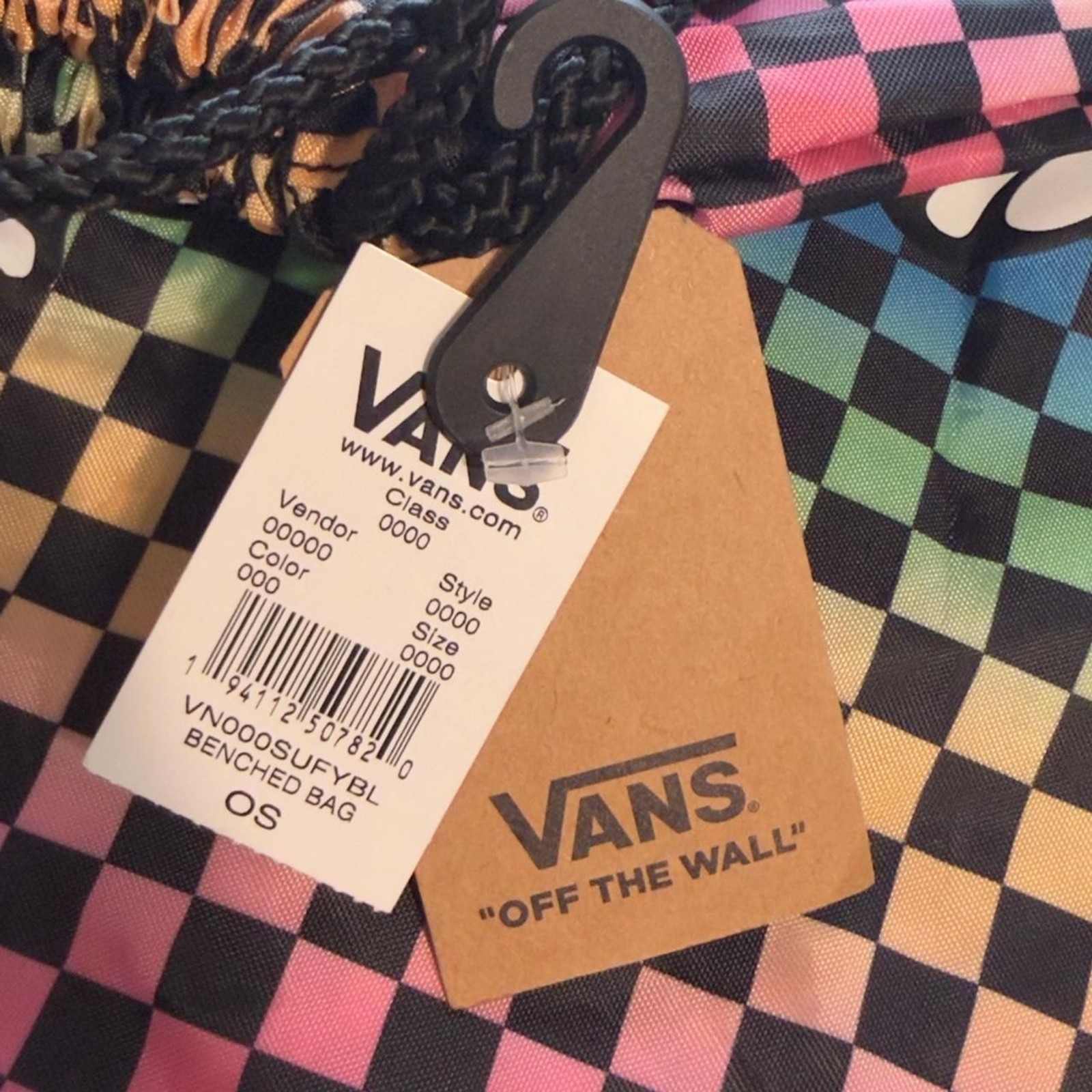 Vans multicoloured checkered backpack #skateboarding #vansoffthewall