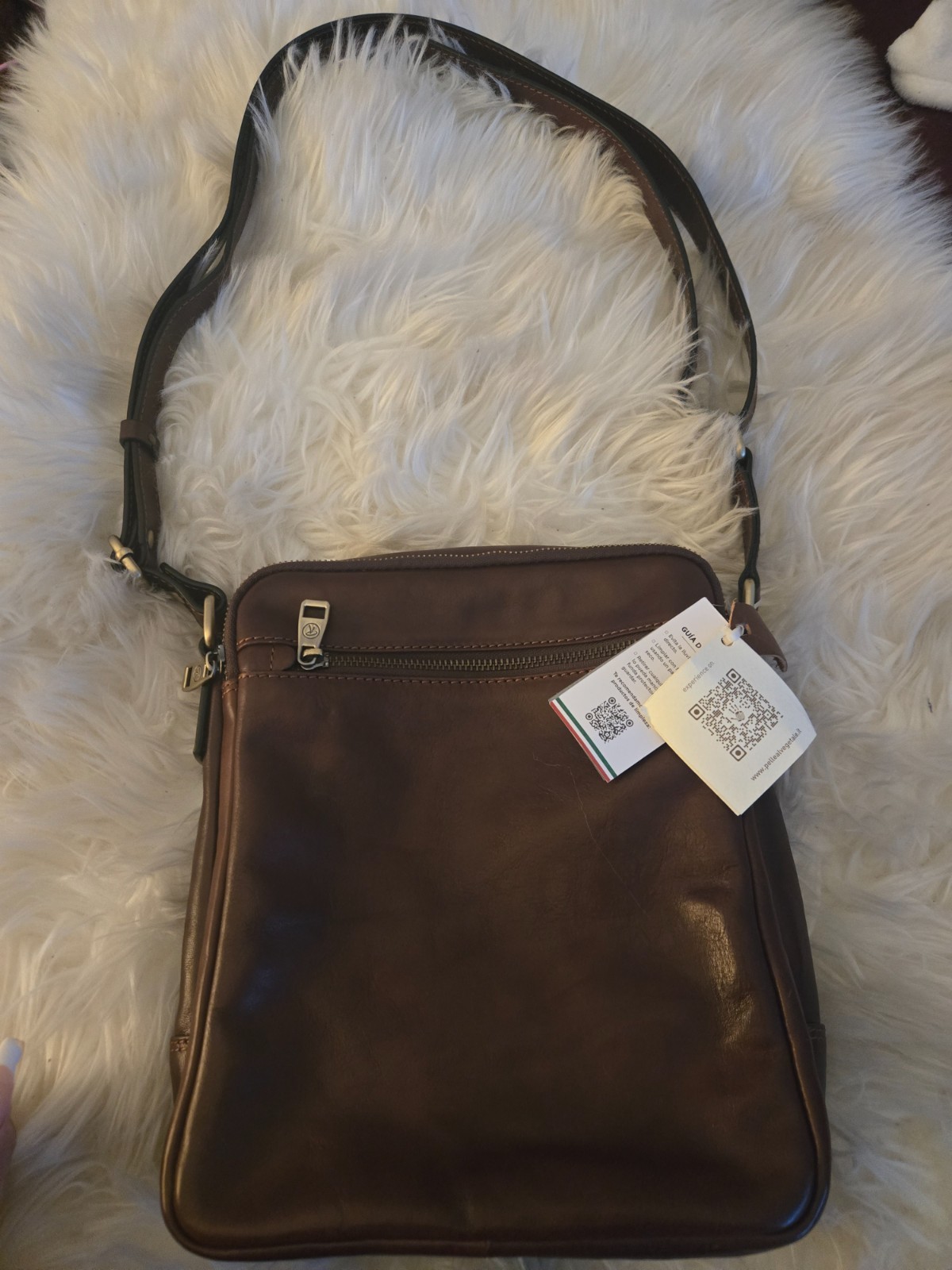 New Renzo Costa Medium embossed leather crossbody bag with tags.