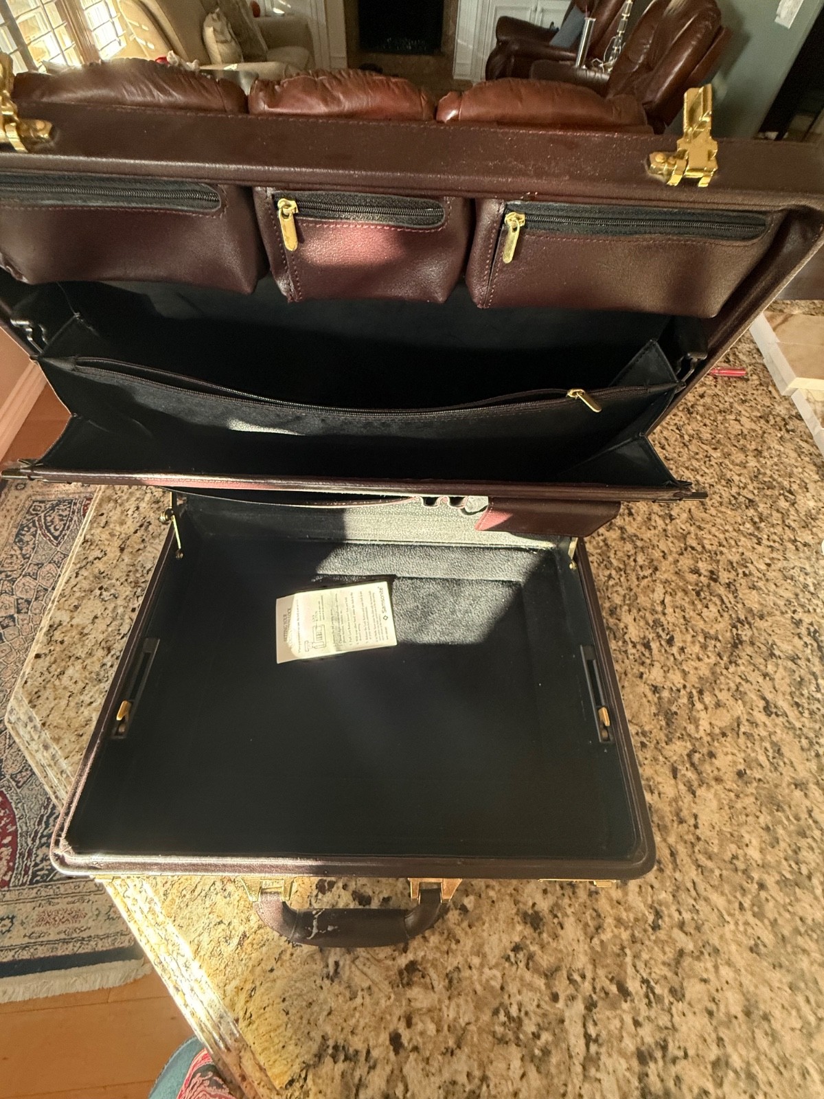 Vintage Samsonite OMEGA GL Hard Shell Briefcase Attache Business Case Combo Lock