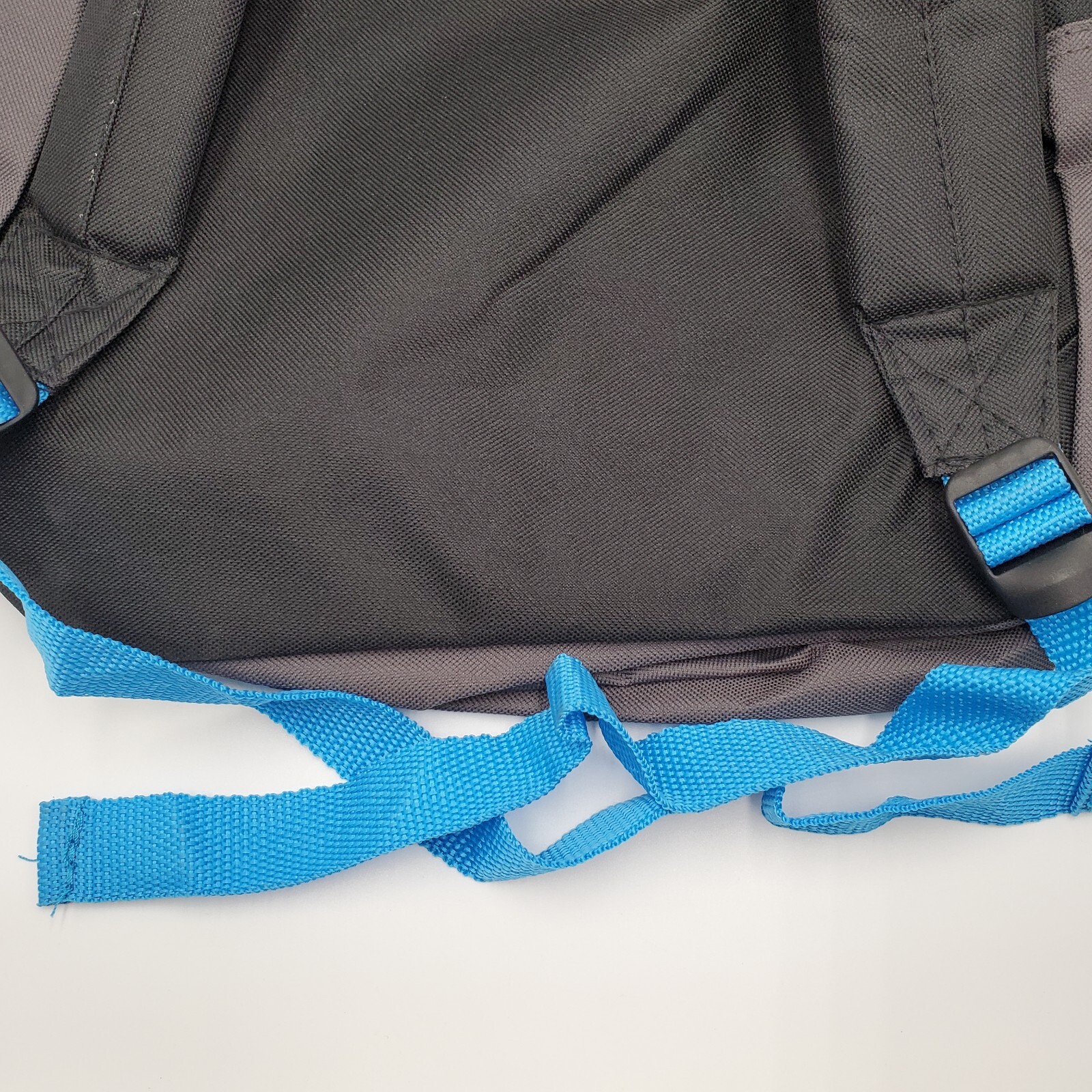 Trailmaker Backpack 16″ Black Gray Blue Big Student Heritage Collection New NWT