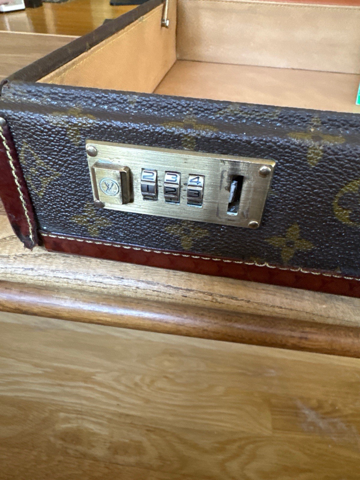 VTG Italian Leather Attache Briefcase 70s/80s Style /Cagiva Brass Lock Hardware