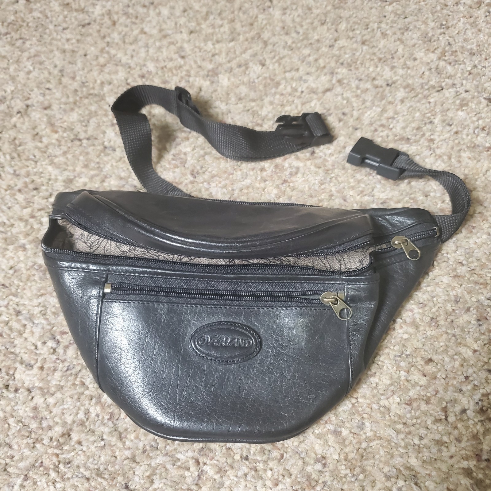 Vintage Leather Overland Hip Bag Black 3 Zip Pockets Adjustable Strap Travel