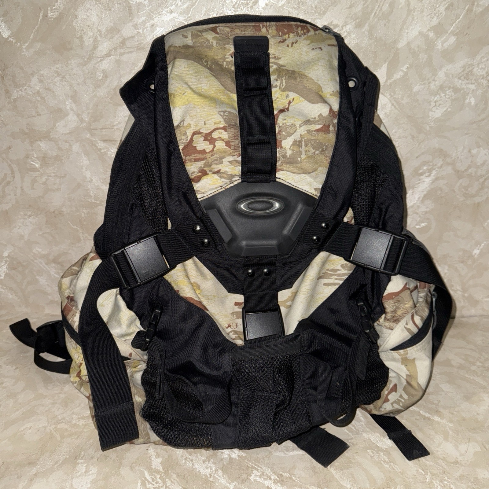 Oakley Icon Backpack Tactical Black Camo Military Rare Color SEE PICTURES