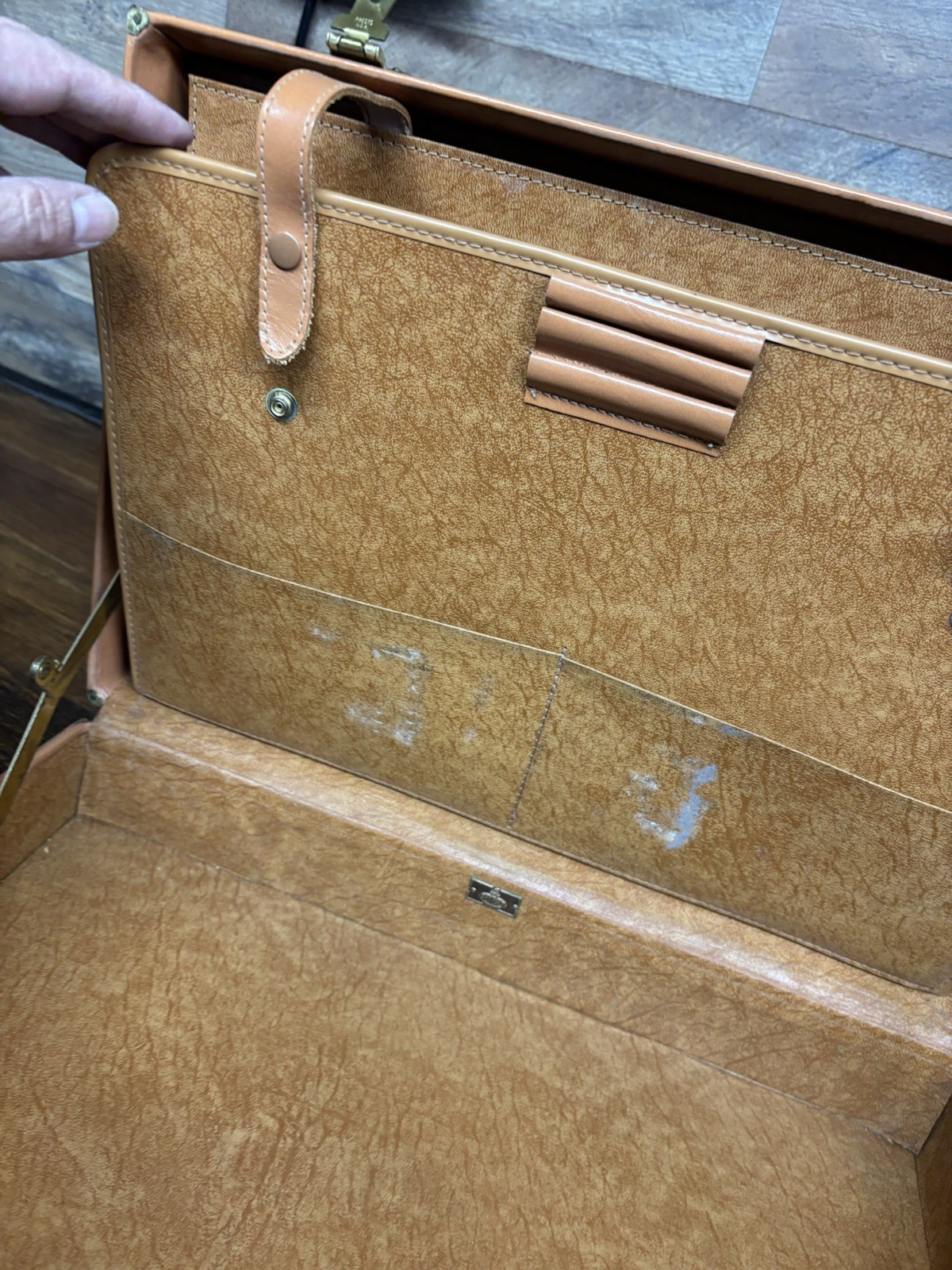 VTG Rexbilt Briefcase Suitcase Brown Leather Prop 18″x 12.5″ x 3.5