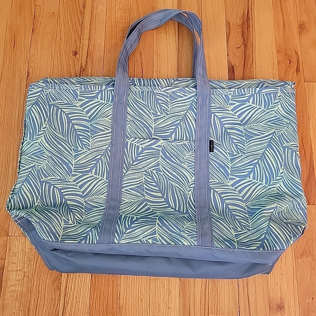 LL Bean Boat Tote Bag 24″ Top Zipper Green Blue Leaf Tropical Print Beach