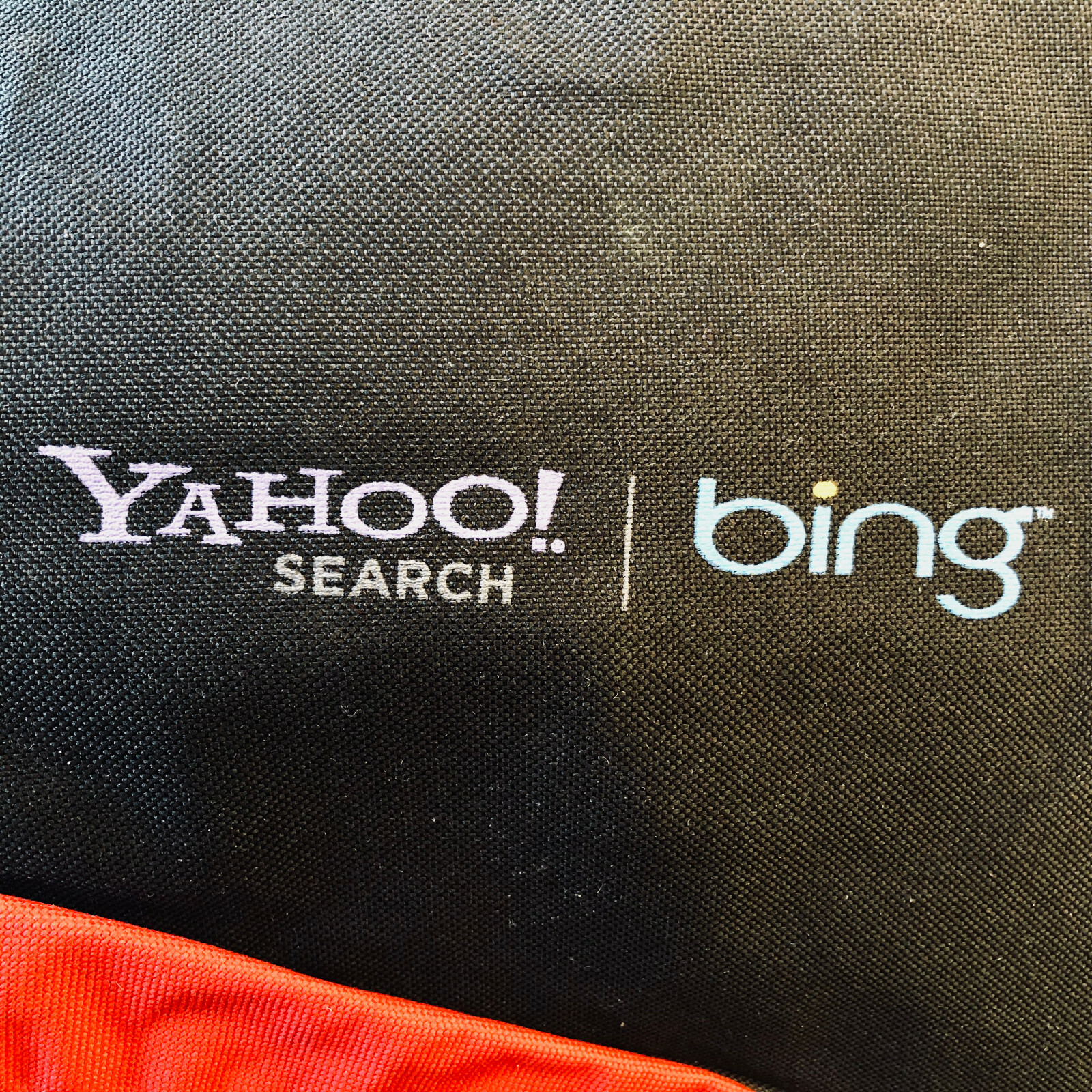 Messenger Bag YAHOO! SEARCH + BING Logo Conference & Expo by Leeds