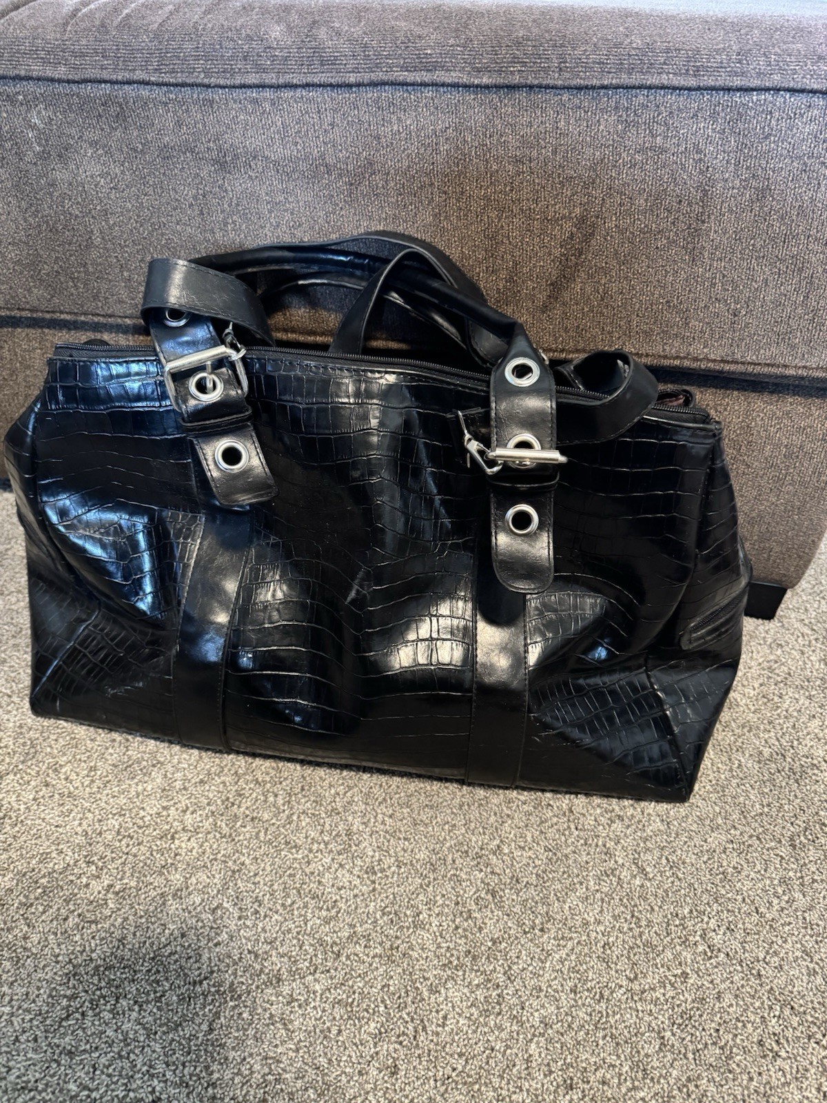 Rare VTG Leather NYC 2001 Duffle Bag- See Pictures And Description For Info