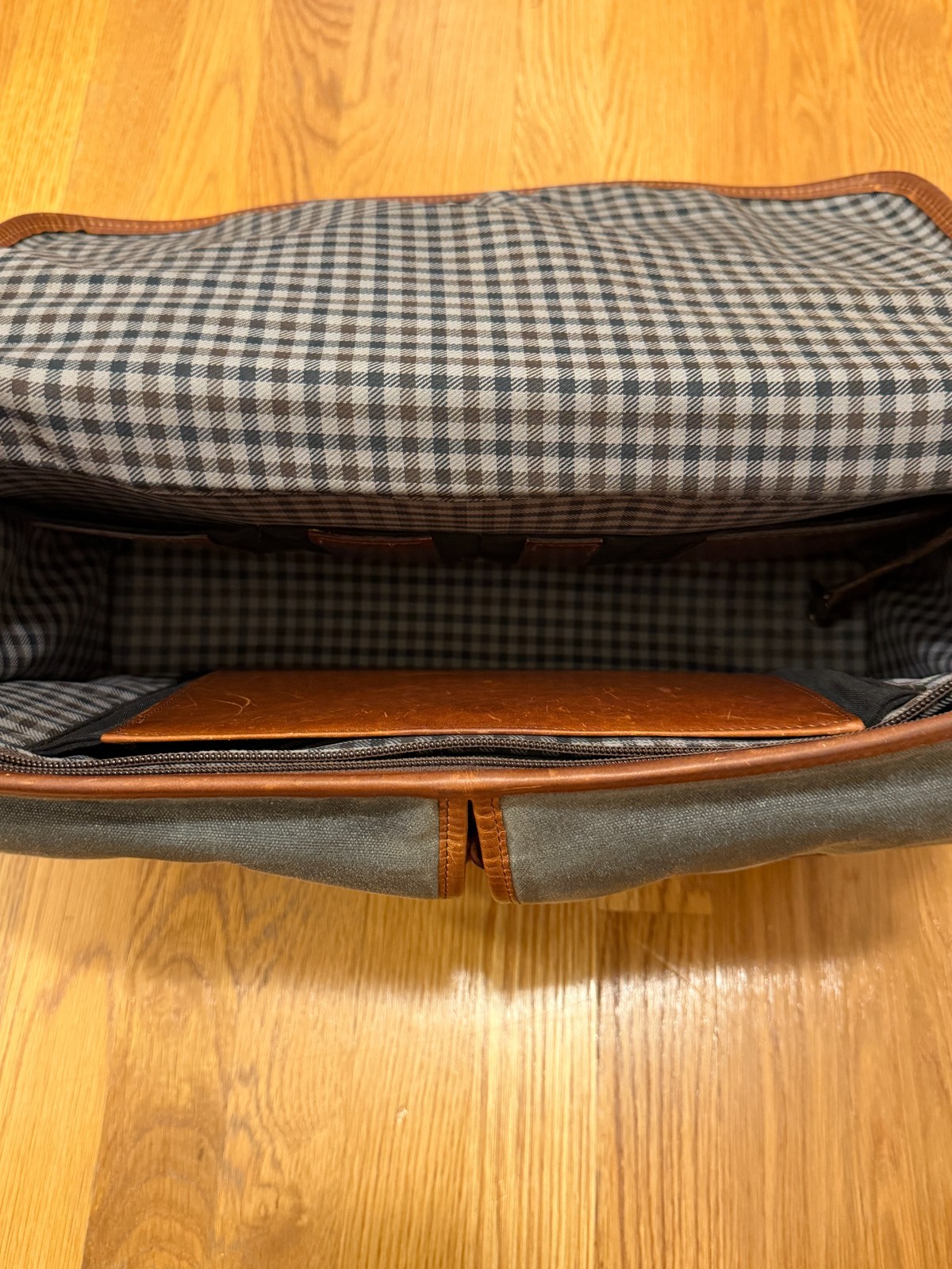 Korchmar Garfield Waxed Canvas Briefcase Bag Grey