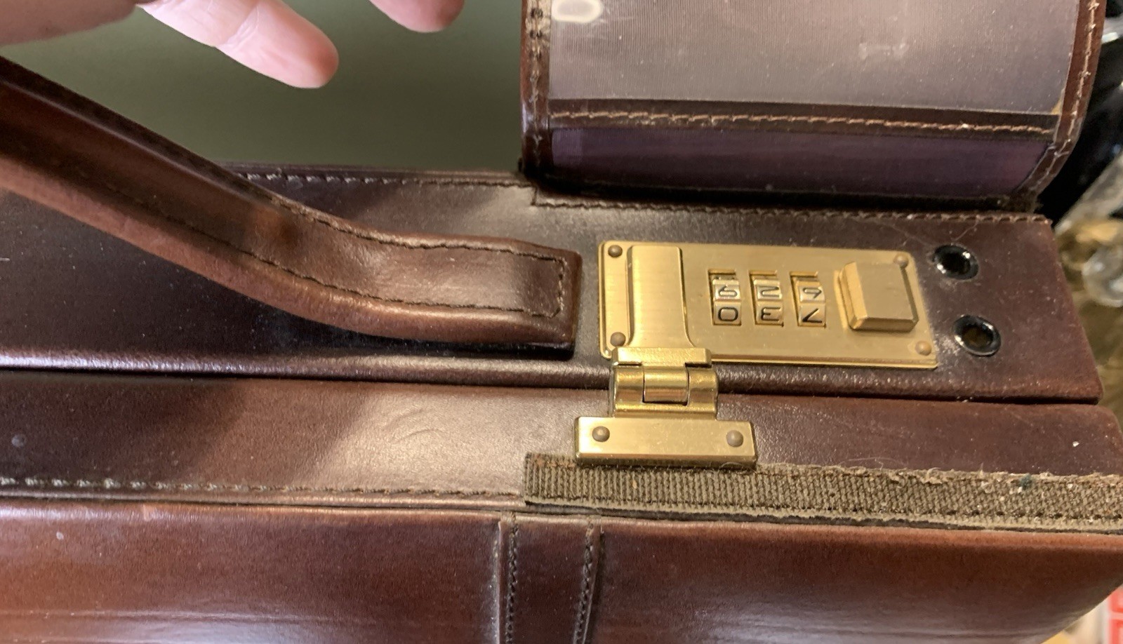Roma Authentic Quality Leather Briefcase Handmade In Spain Lockable Business