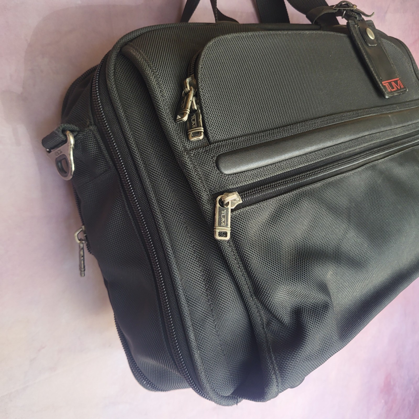 Tumi Alpha Series Black Ballistic Nylon Business Bag Laptop Carry On Messenger