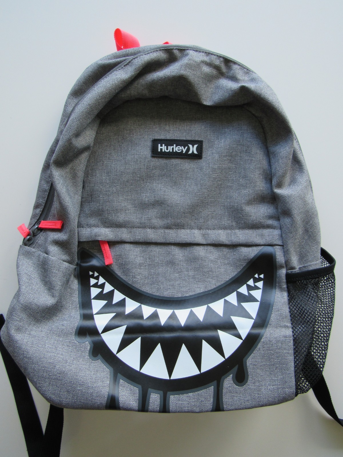 Hurley Unisex One And Only Shark 15″ Laptop Sleeve Gray Backpack Nwt