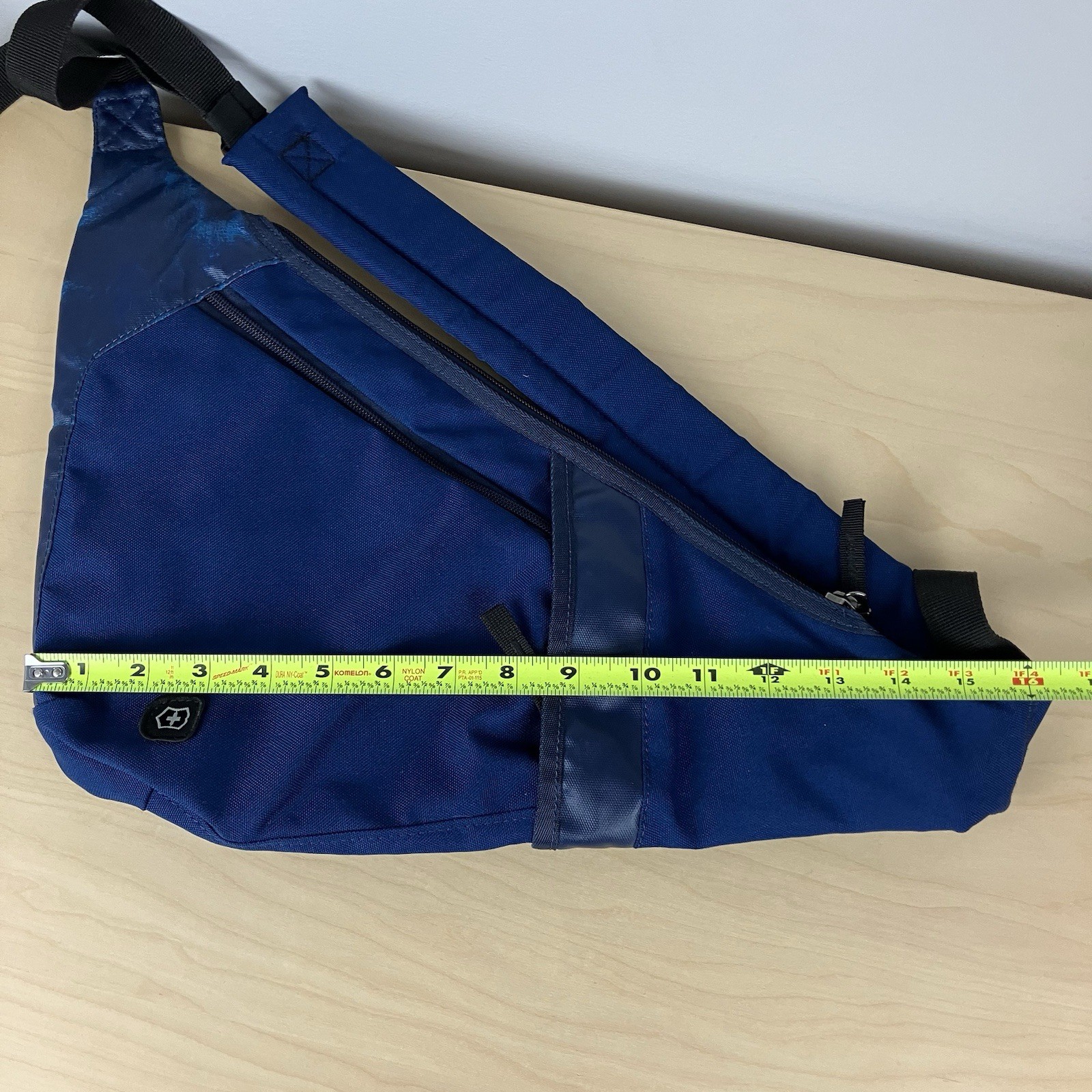 Victorinox Swiss Army Sling Backpack One Strap Shoulder Bag Blue & Black