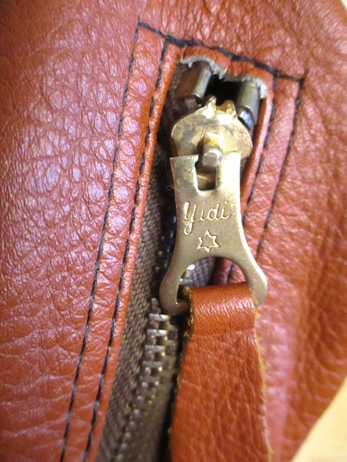 Bugatti Unisex Leather Shoulder/Messenger Bag, Caramel Brown, Leather