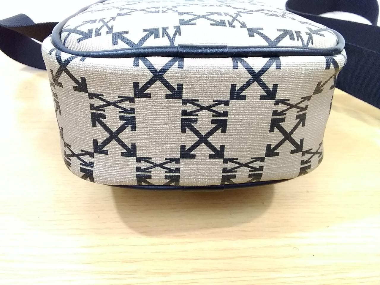 OFF WHITE Monogram Shoulder Bag Model BEIGE OFF WHITE
